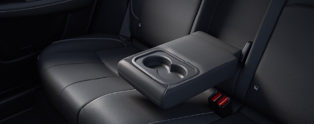 WR-V — APOYA BRAZOS TRASERO CON PORTA VASOS